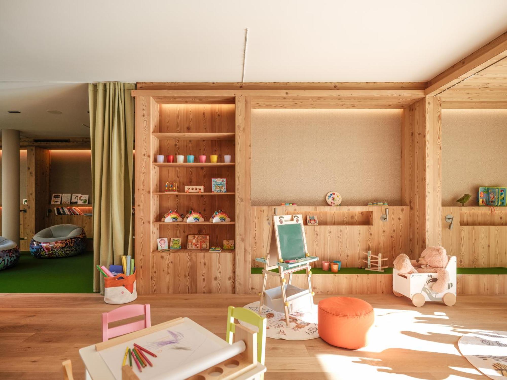 Falkensteiner Kronplatz - The Leading Of The World (adults Only) 5*